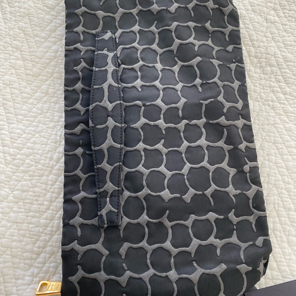 Authentic Parada envelope handbag - Picture 7 of 11